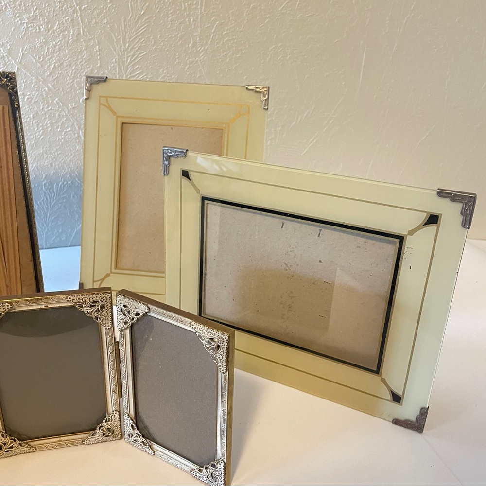 Vintage Picture Frames Lot of 5, Mixed Sizes, Table Top, with Glass - Picture 9 of 11